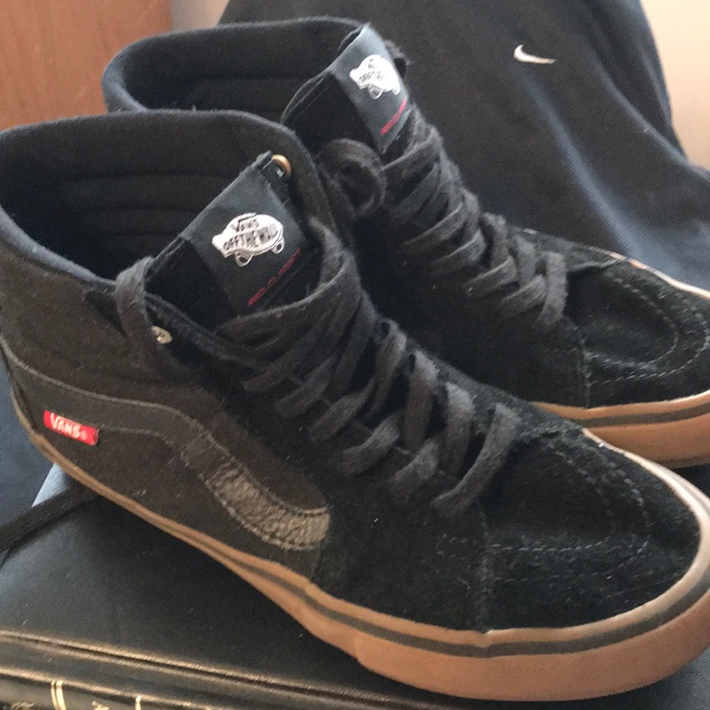 Vans - Picture 4 of 4